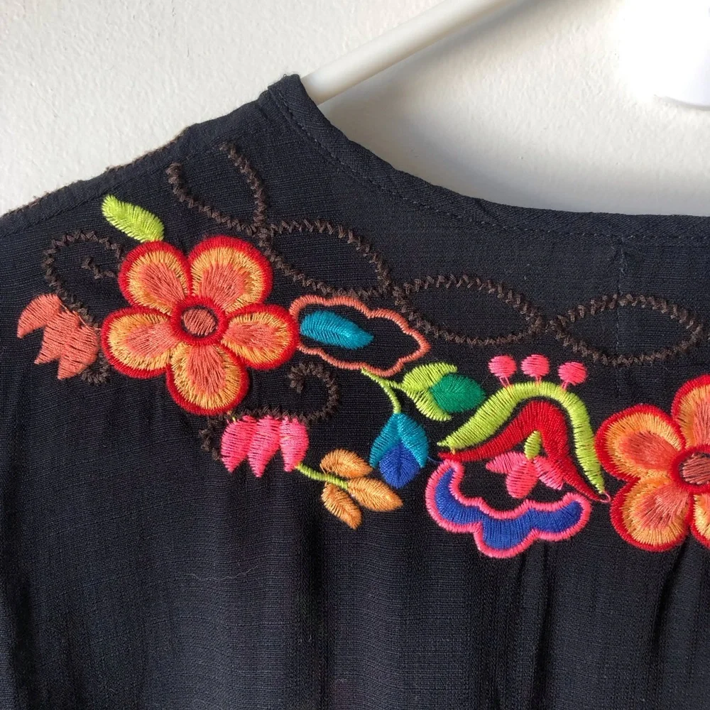 Misa boho embroidered top flared sleeve tassels lightweight vibrant floral. - Picture 7 of 9